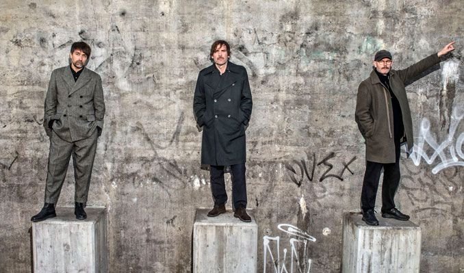 Image Source: https://images.discovery-prod.axs.com/2025/01/peter-bjorn-and-john-tickets_05-22-25_17_6798081fcb4e7.jpg
